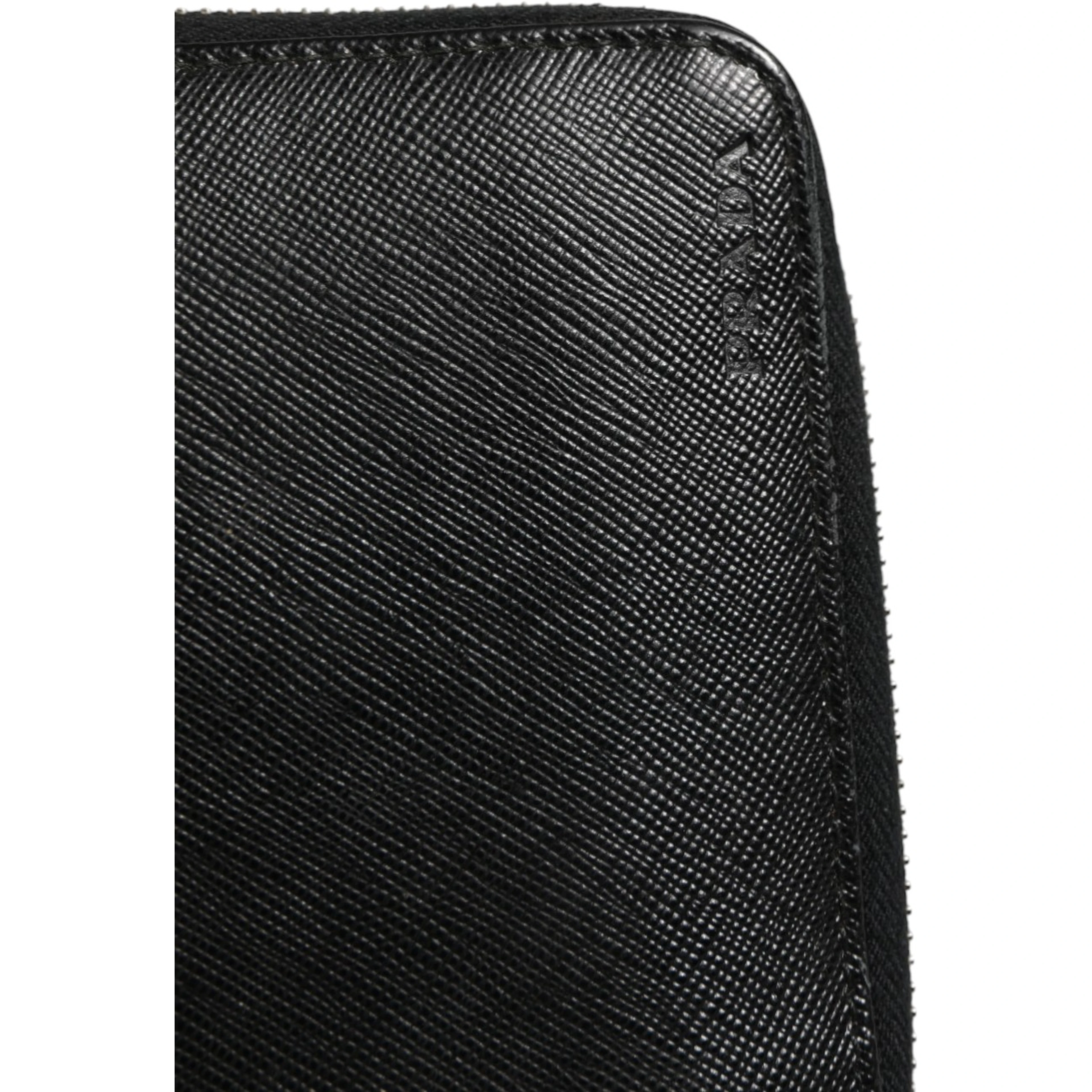 Baltico Saffiano Leather Zip Travel Wallet