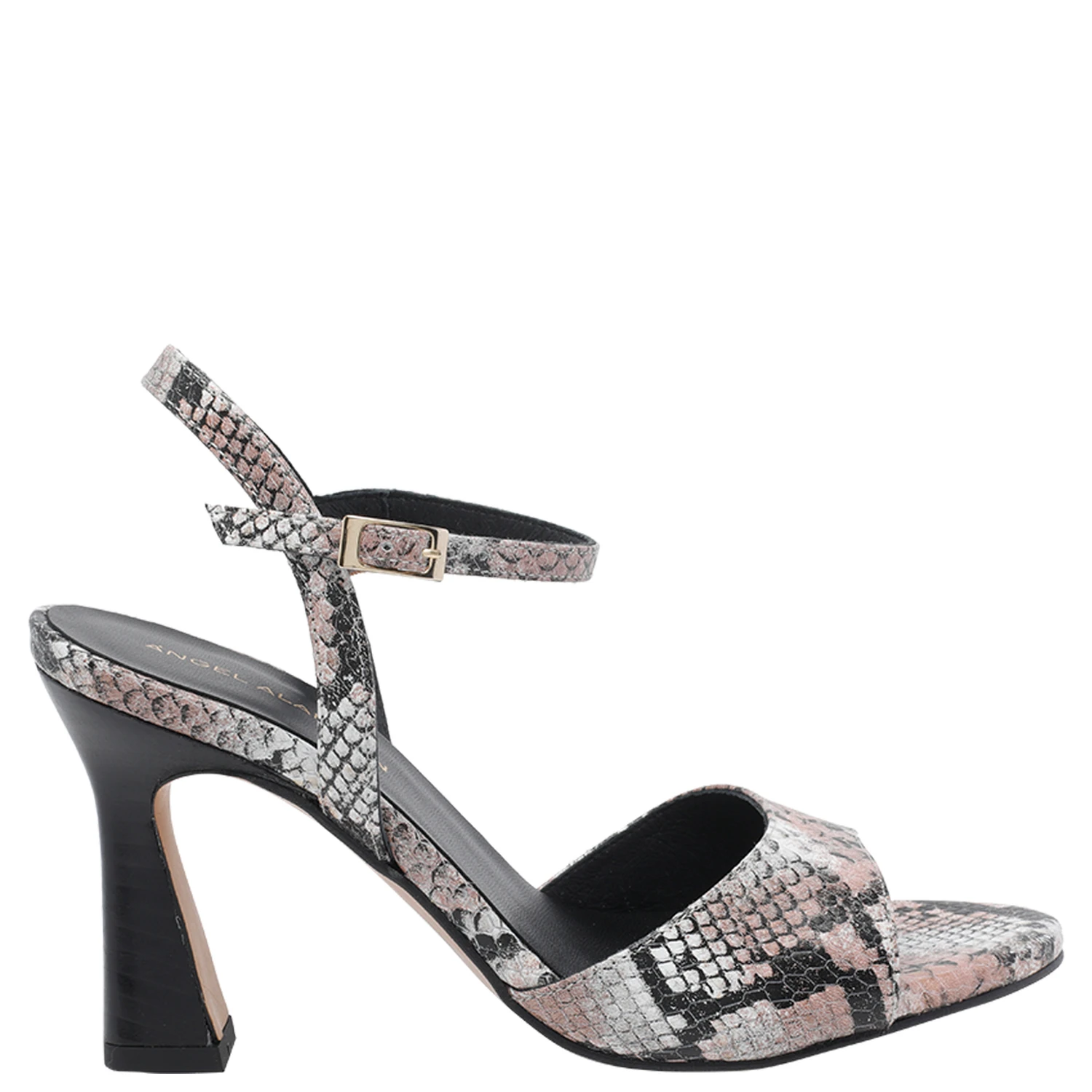 ANGEL ALARCON With Heel