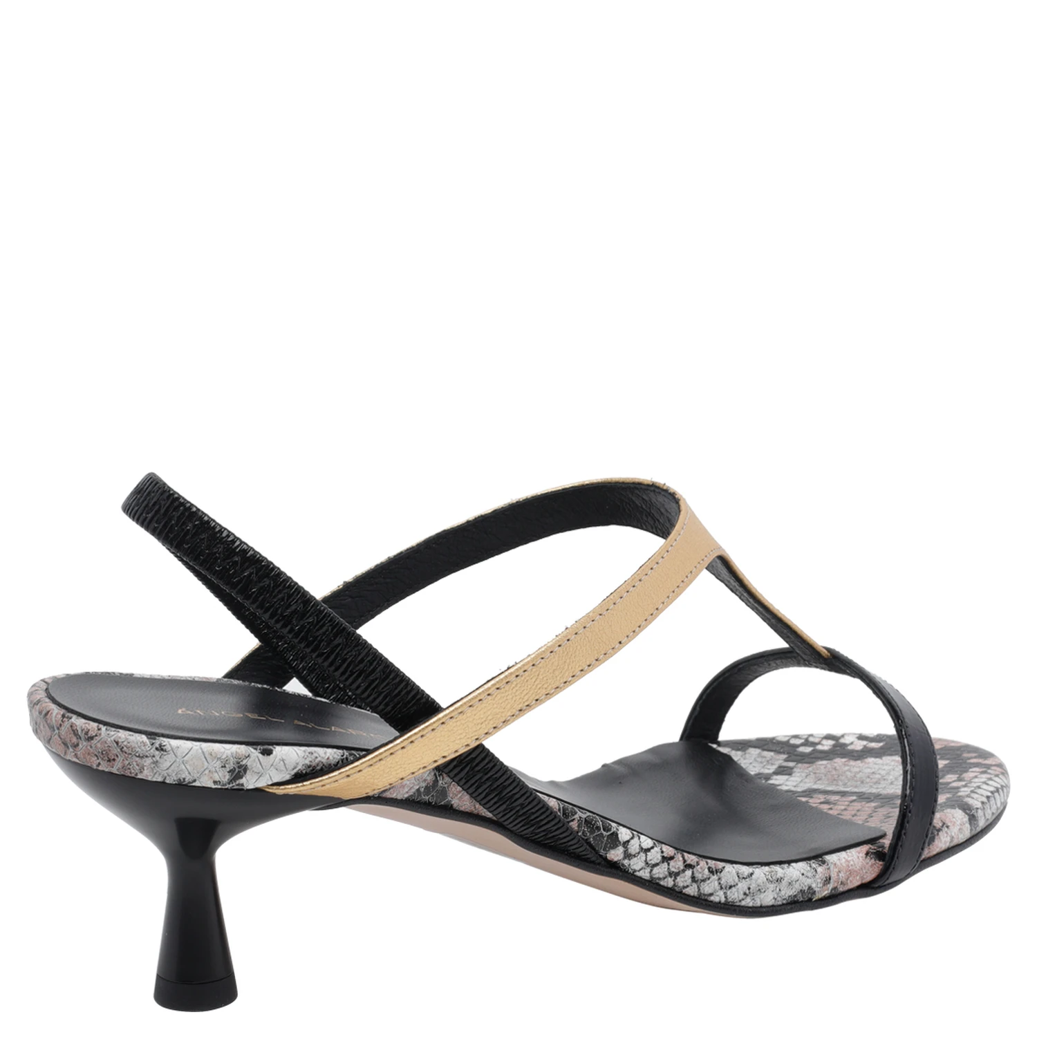 ANGEL ALARCON With Heel