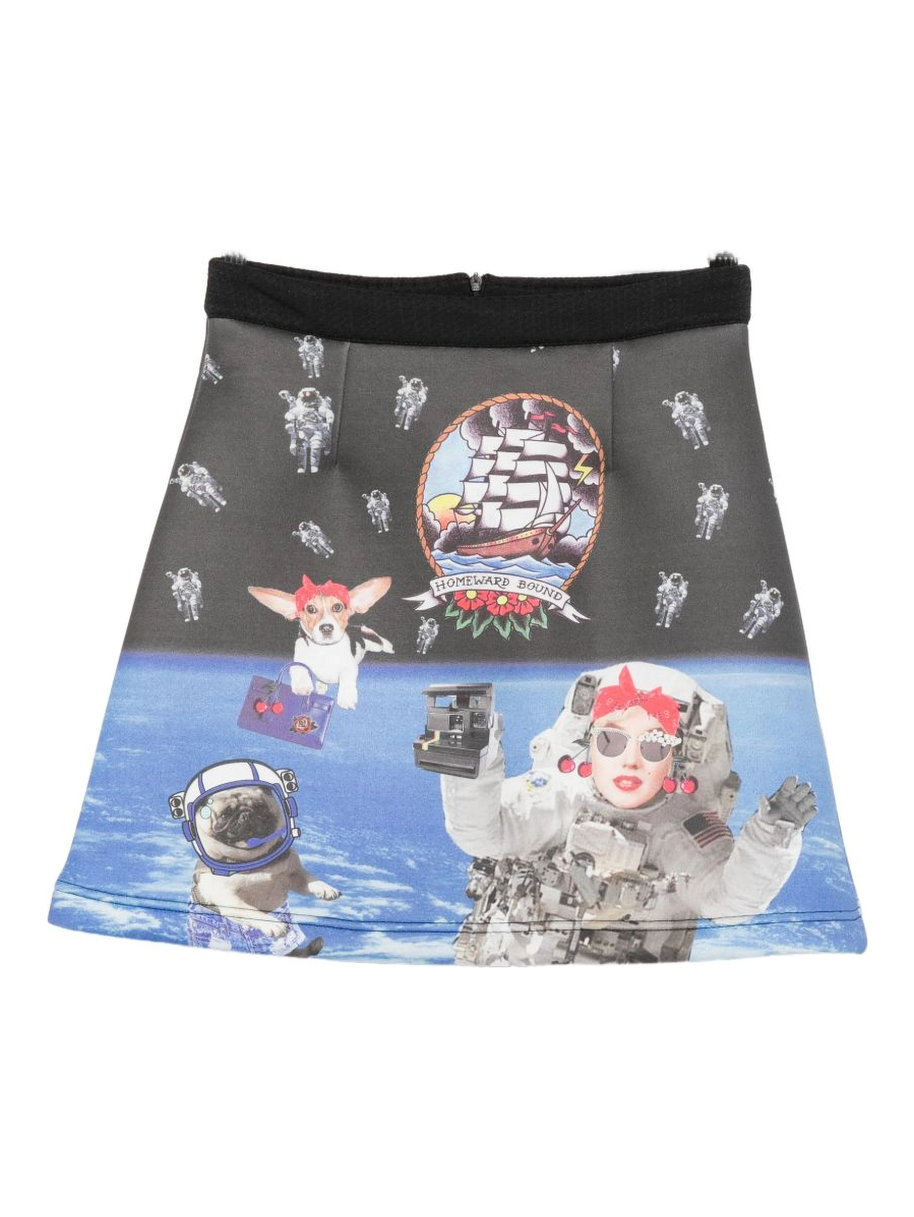 THE ARTISTYLIST Skirts
