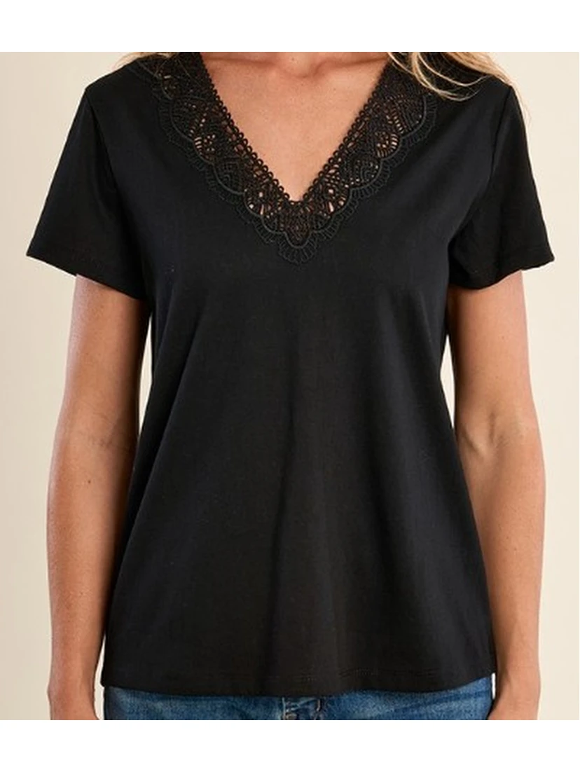 Molly Bracken T-shirts and Polos
