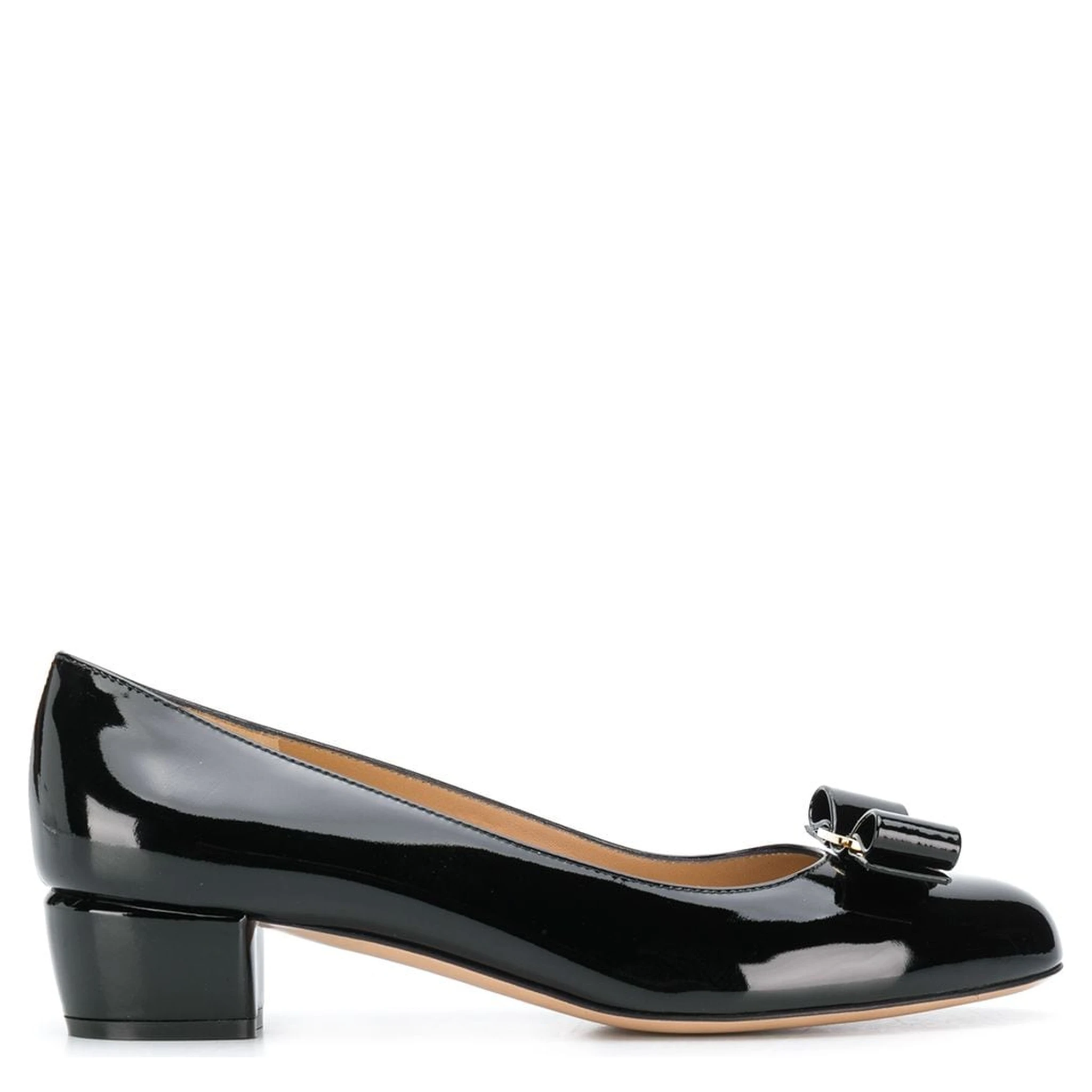 Ferragamo Flat shoes Black