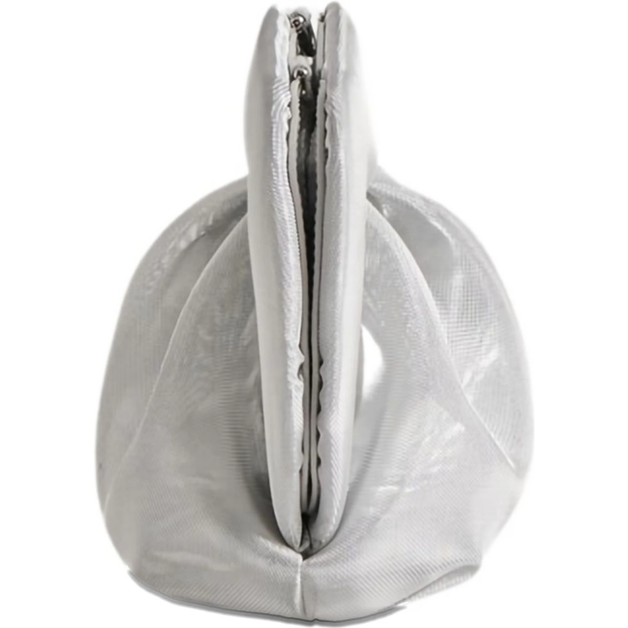 THEMOIRE' Bags.. Silver