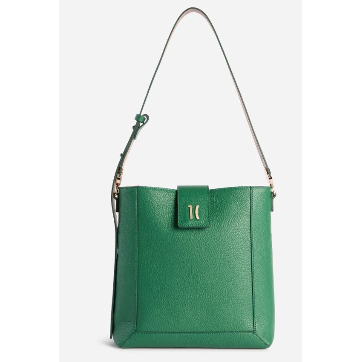 Alviero Martini Bags..  Fern Green