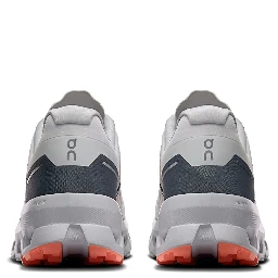 ON SNEAKER Sneakers