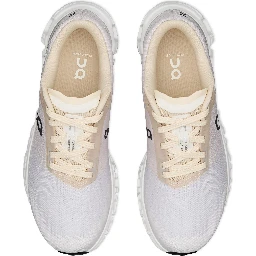 ON SNEAKER Sneakers