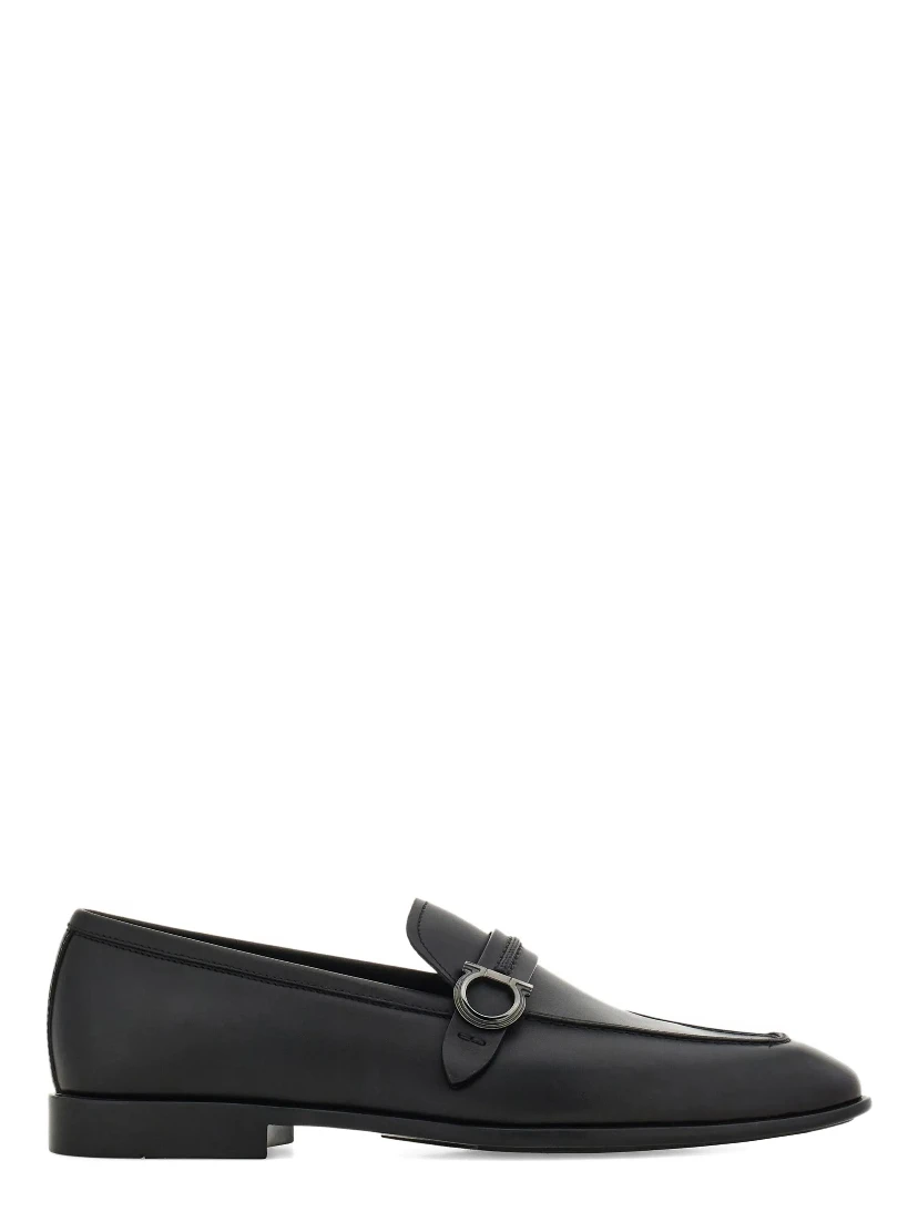 Ferragamo Flat shoes Black
