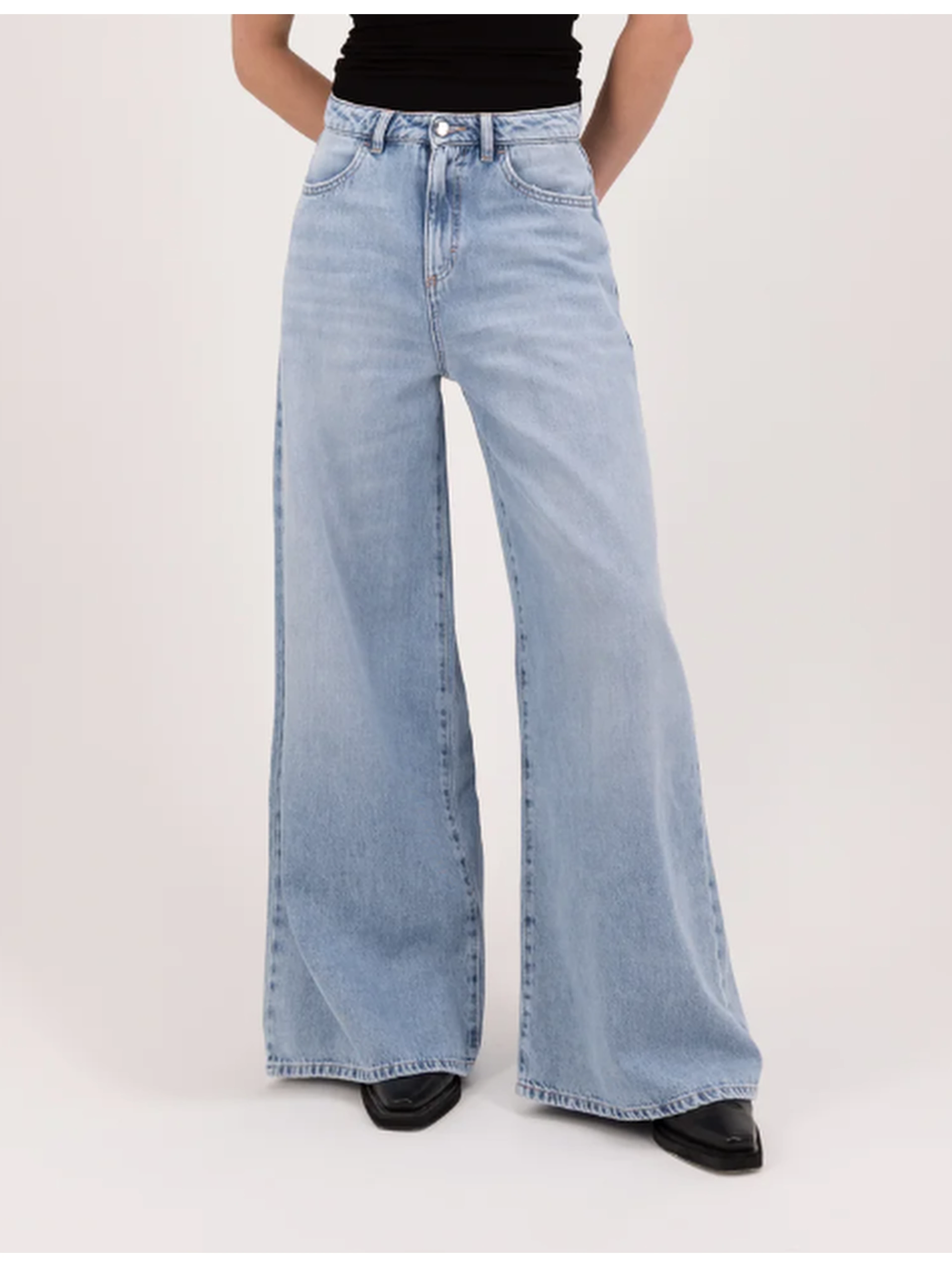 ICON DENIM Jeans
