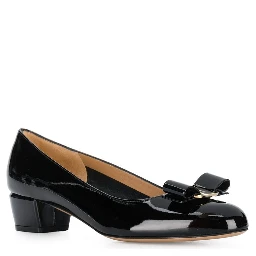 Ferragamo Flat shoes Black