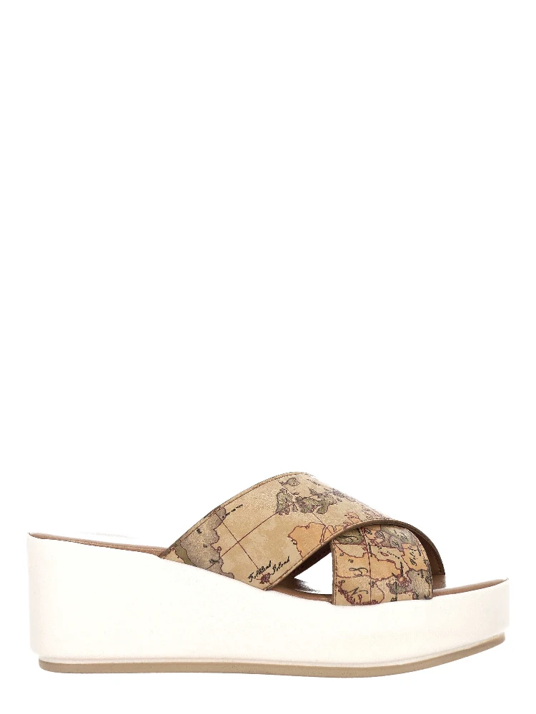 Alviero Martini Flat shoes Natural