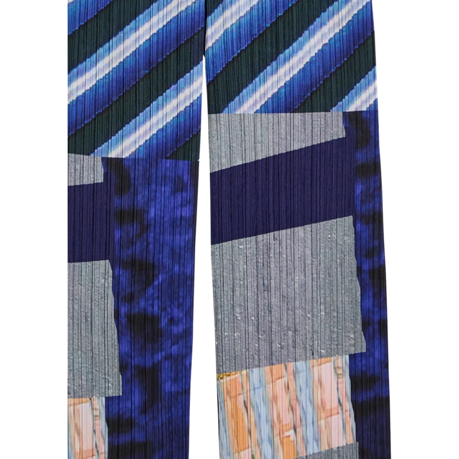 ISSEY MIYAKE PLEATS PLEASE Trousers