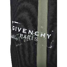 حقائب جيفنشي.. أسود