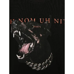 تيشيرتات وبولو سوداء من ماركة Ih Nom Uh Nit