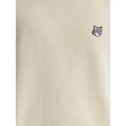 تيشيرتات وبولو من MAISON KITSUNE