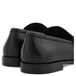 Ferragamo Flat shoes Black
