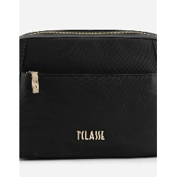 Alviero Martini Bags.. Black