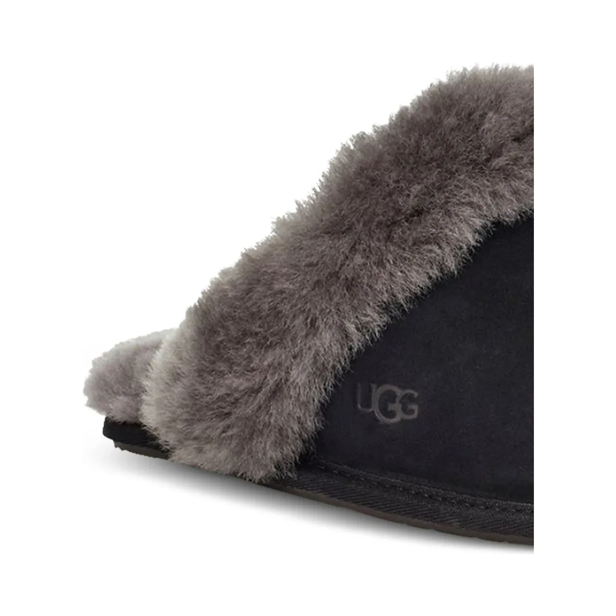 UGG Flat shoes