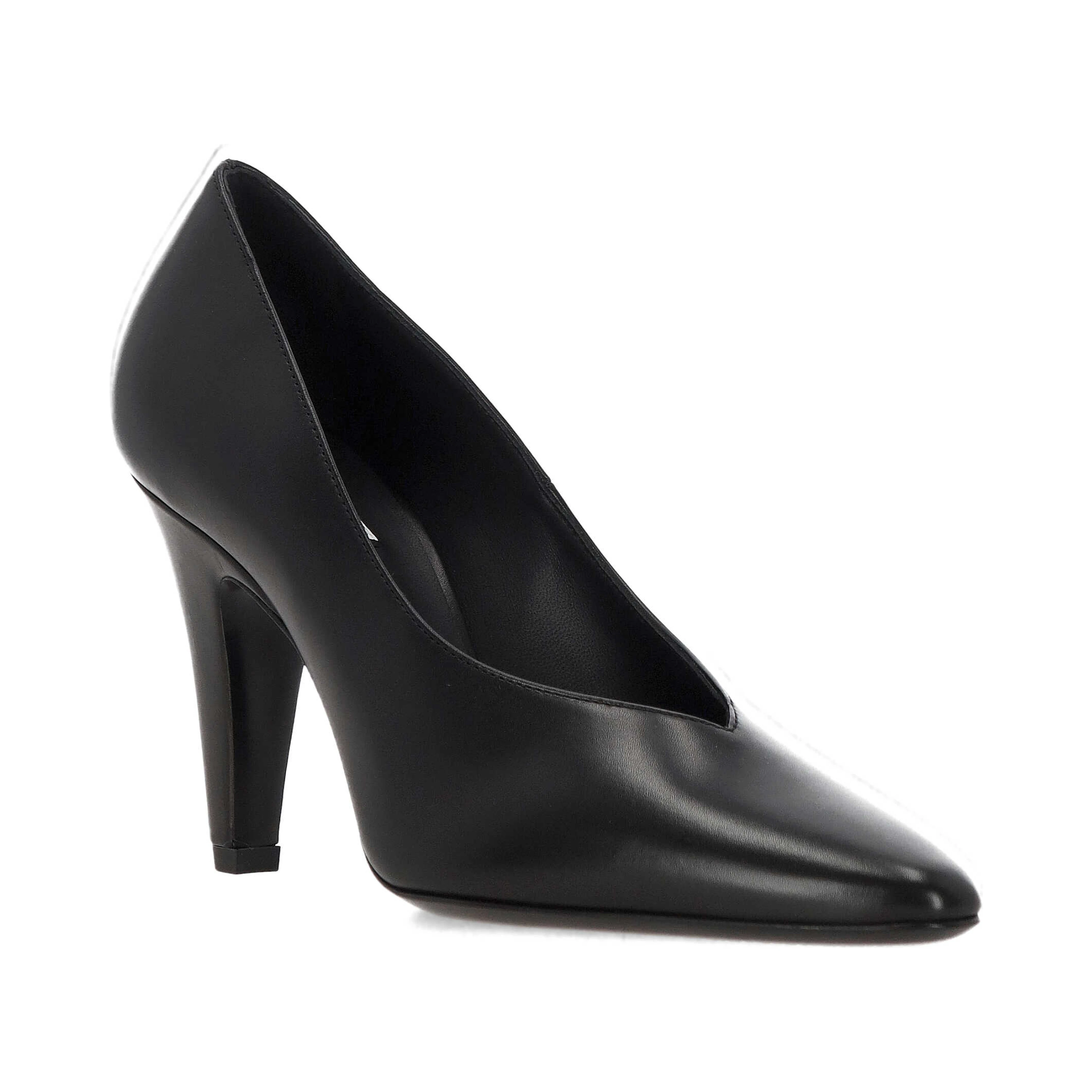 Alaia With Heel Black