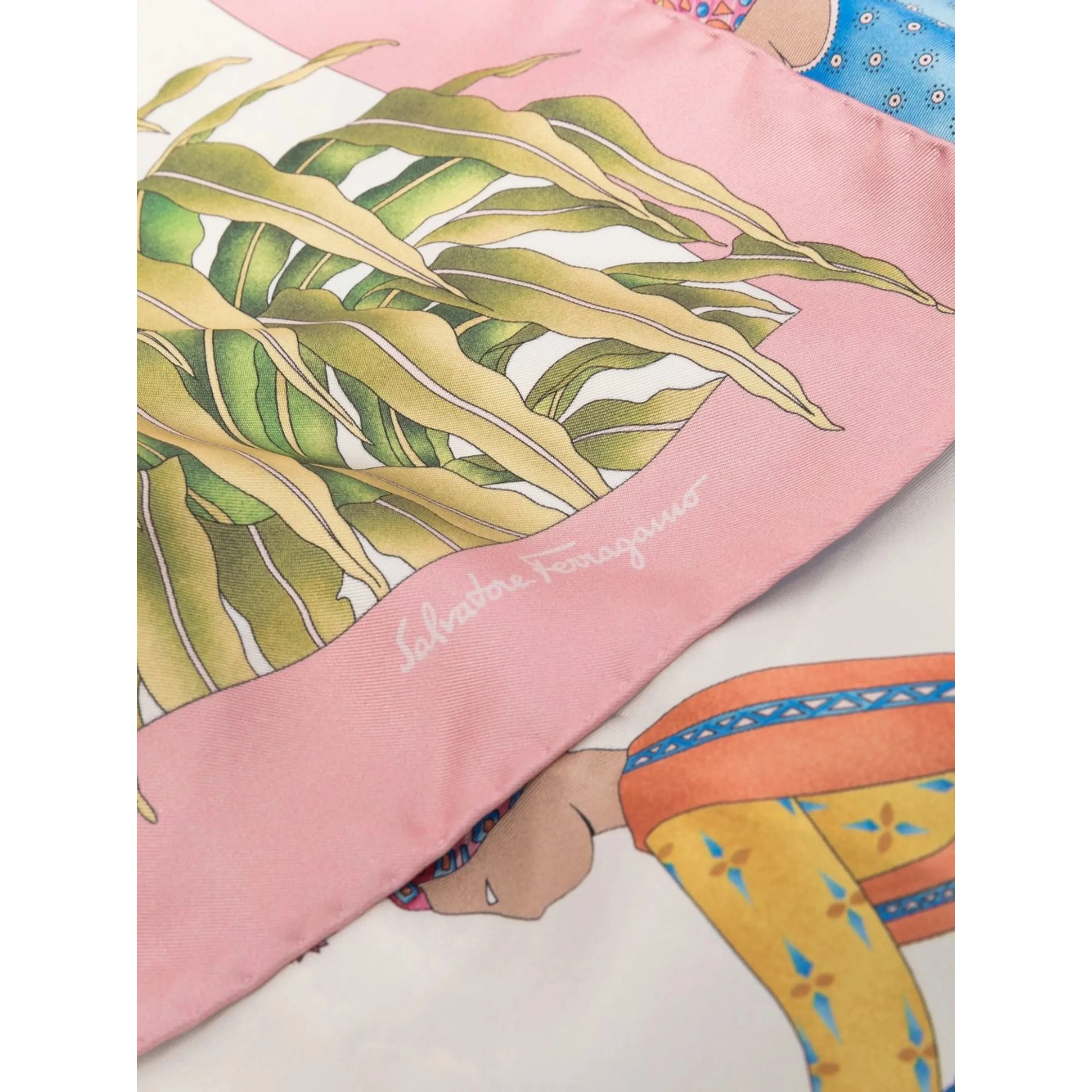 Ferragamo Scarfs