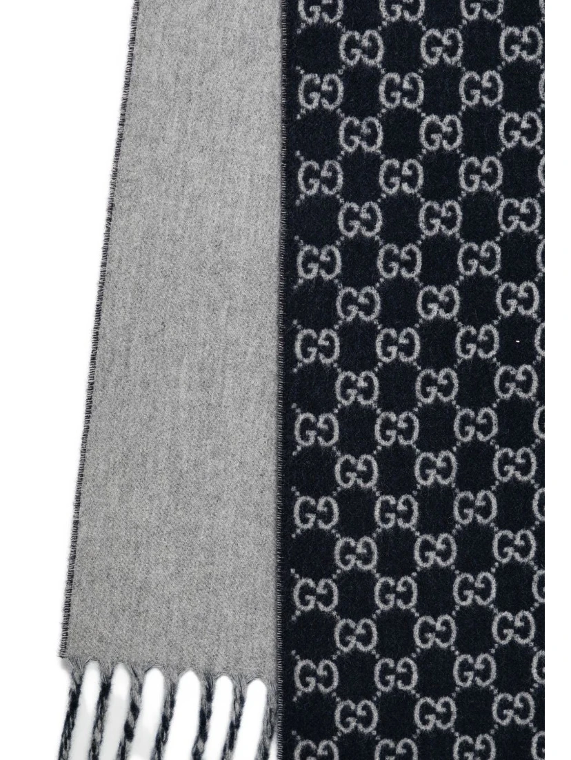 Gucci Scarfs Red