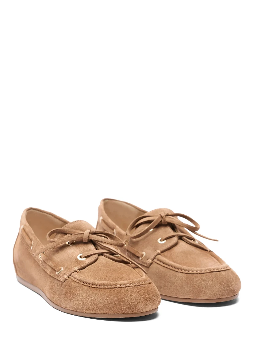 Stuart Weitzman Flat shoes