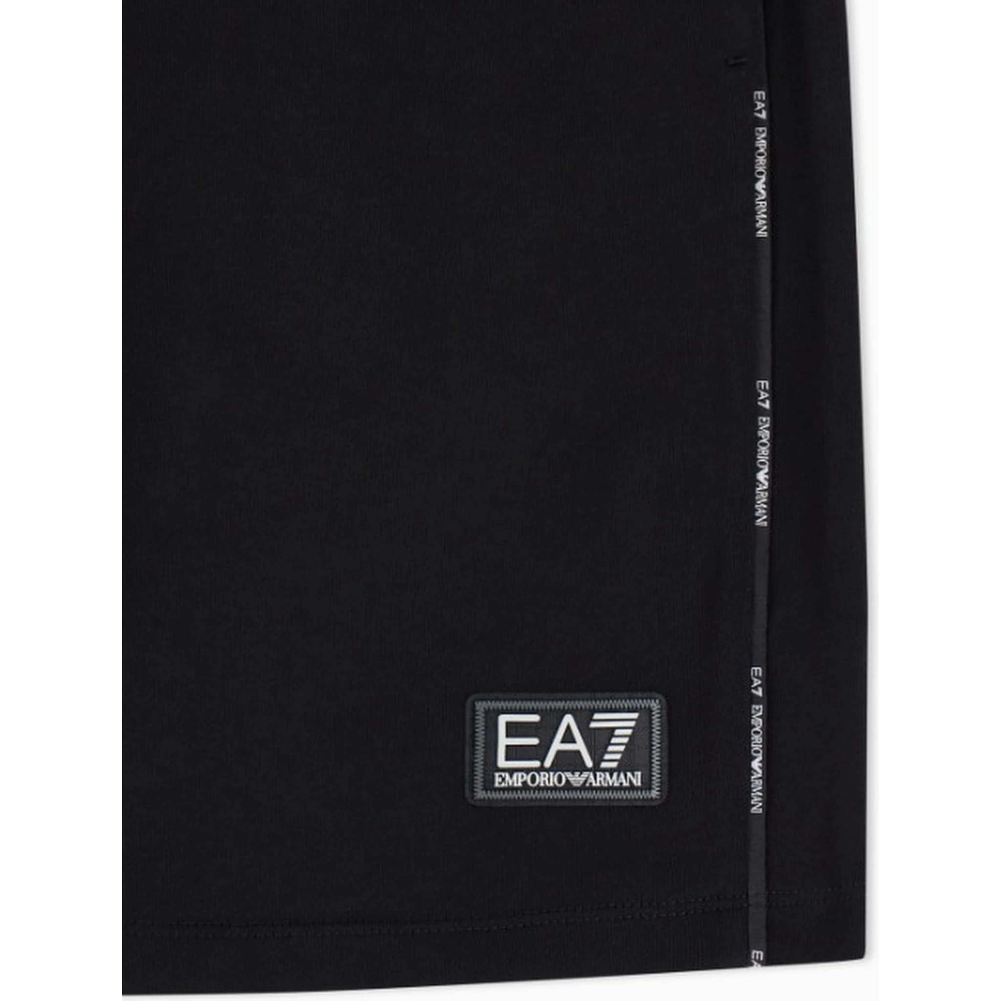 EA7 Shorts Black