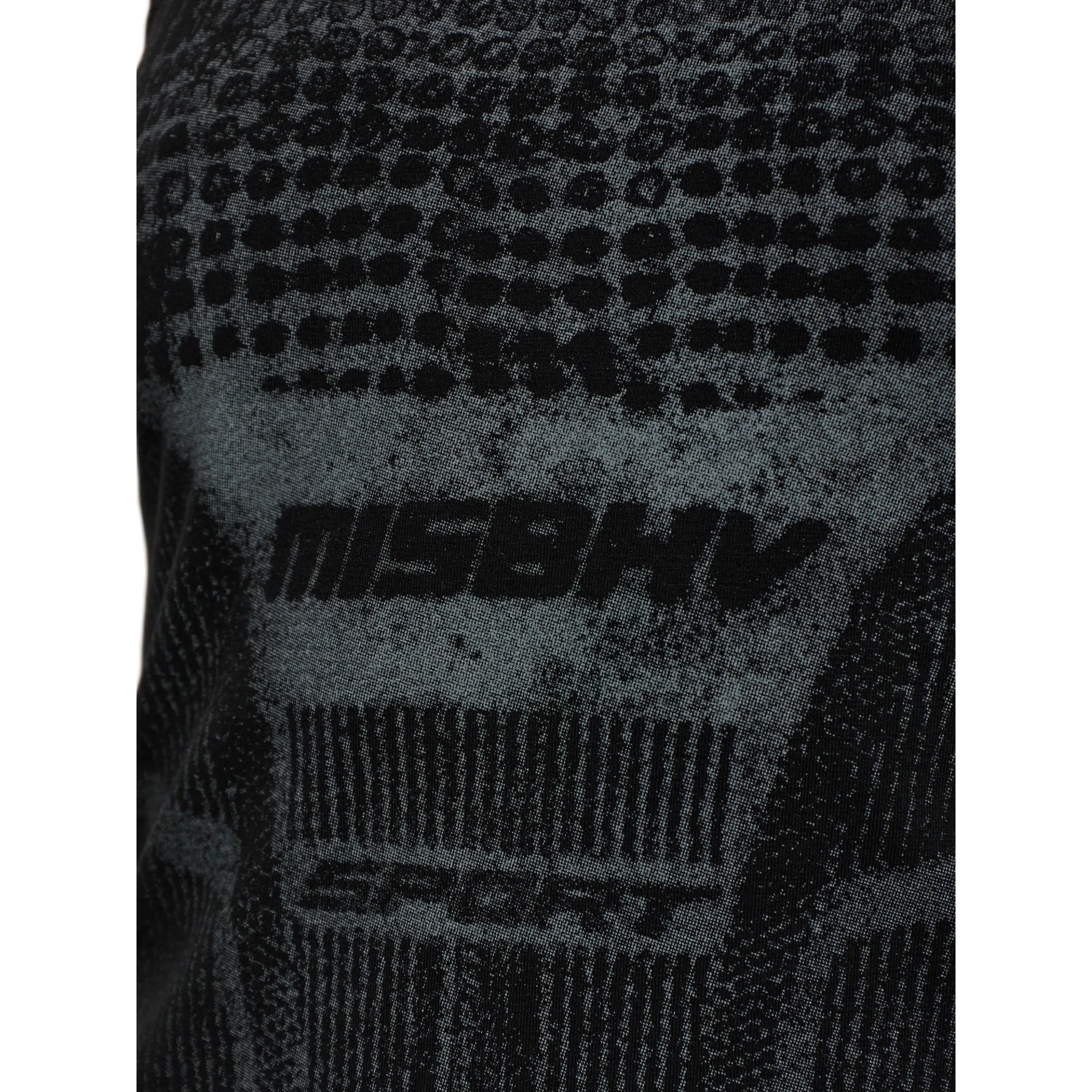 MISBHV Top Black