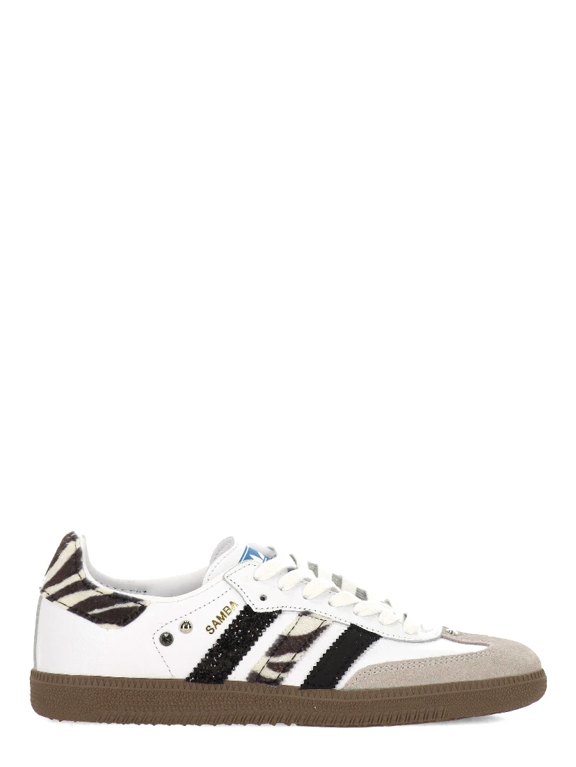 WEARART Sneakers