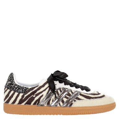 WEARART Sneakers