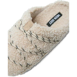 Moon Boot Flat shoes