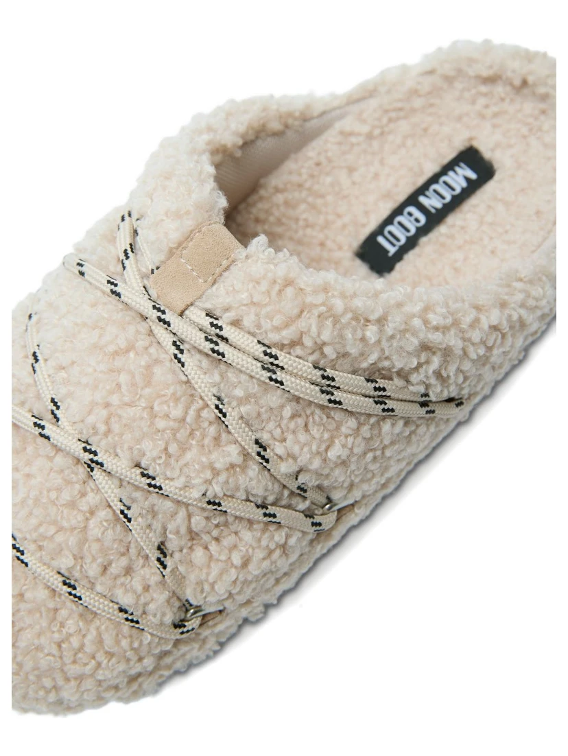 Moon Boot Flat shoes
