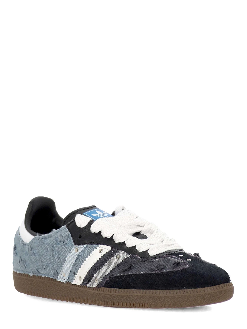WEARART Sneakers