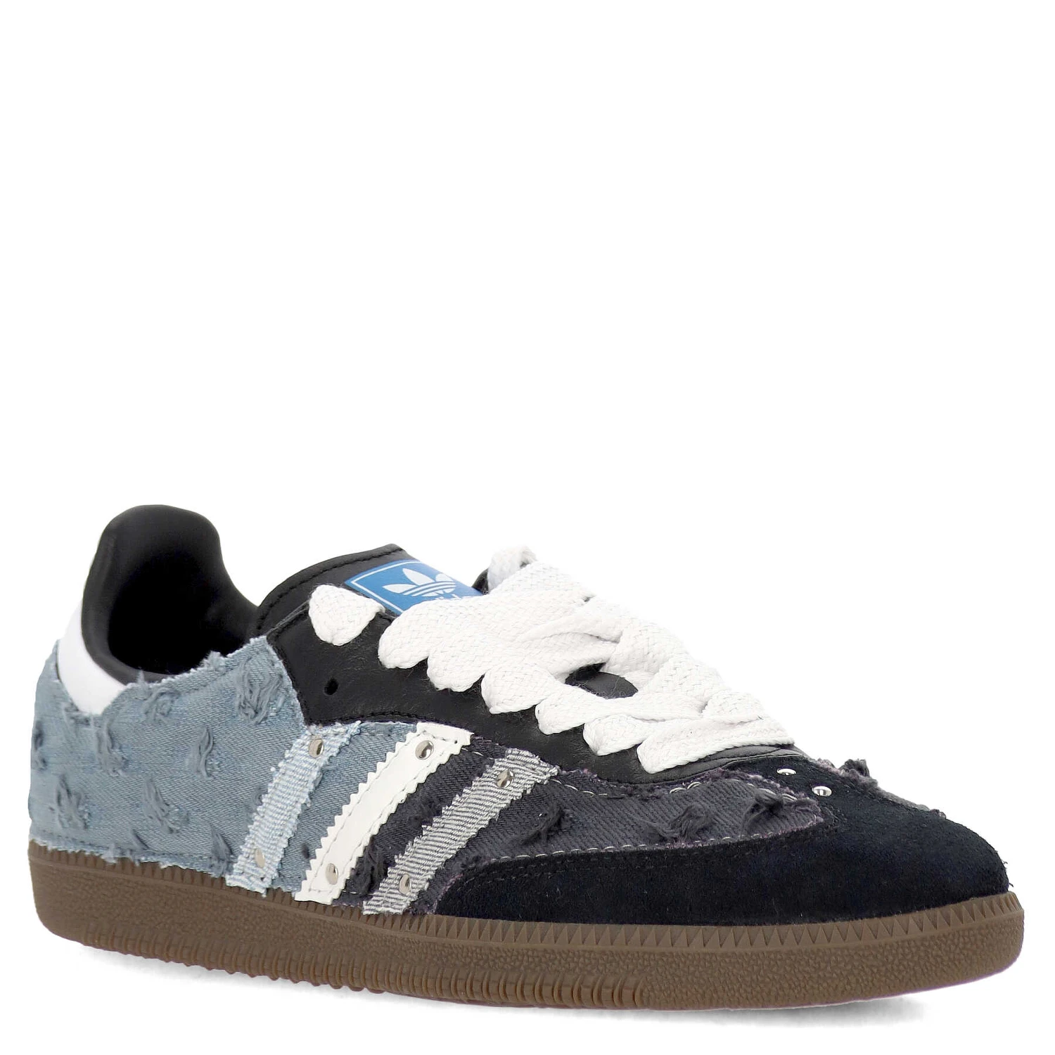 WEARART Sneakers