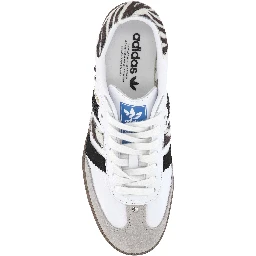 WEARART Sneakers