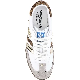 WEARART Sneakers