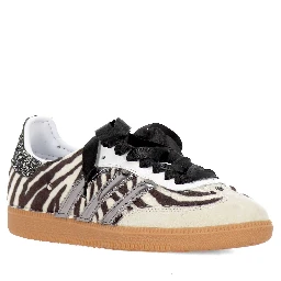 WEARART Sneakers