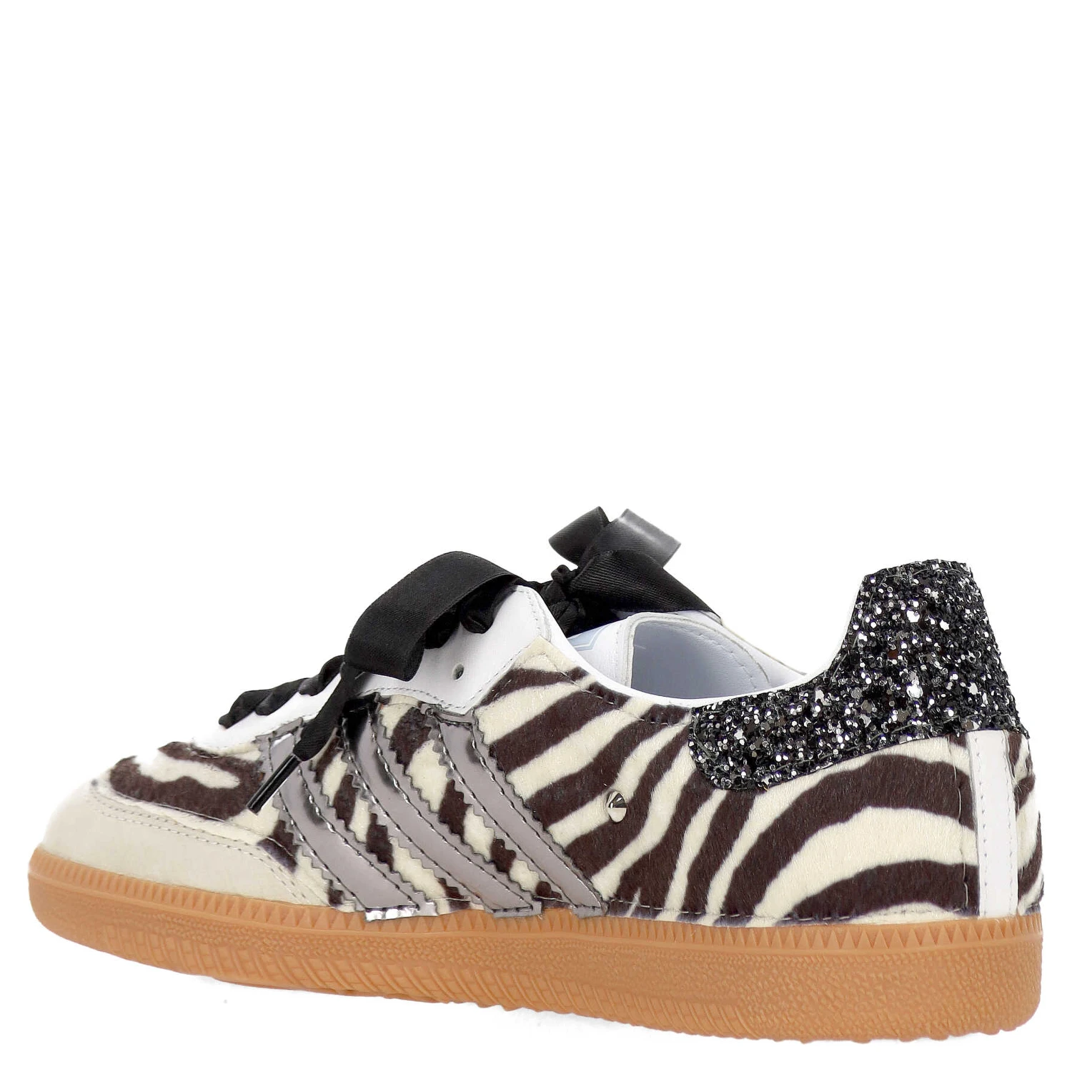 WEARART Sneakers