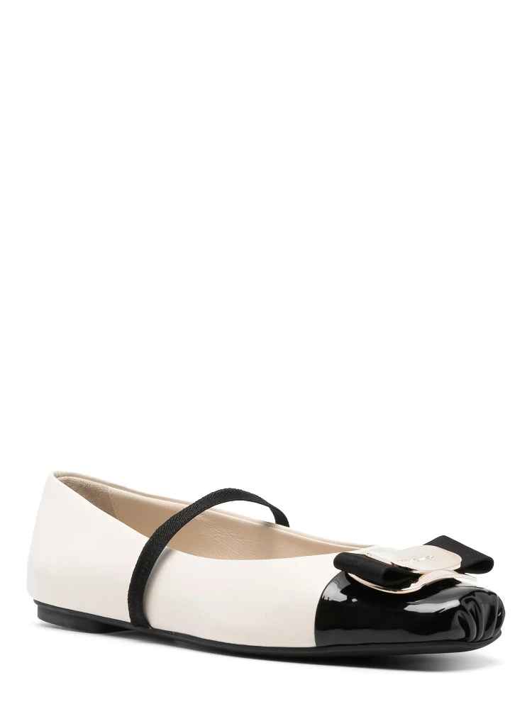 Ferragamo Flat shoes alternative