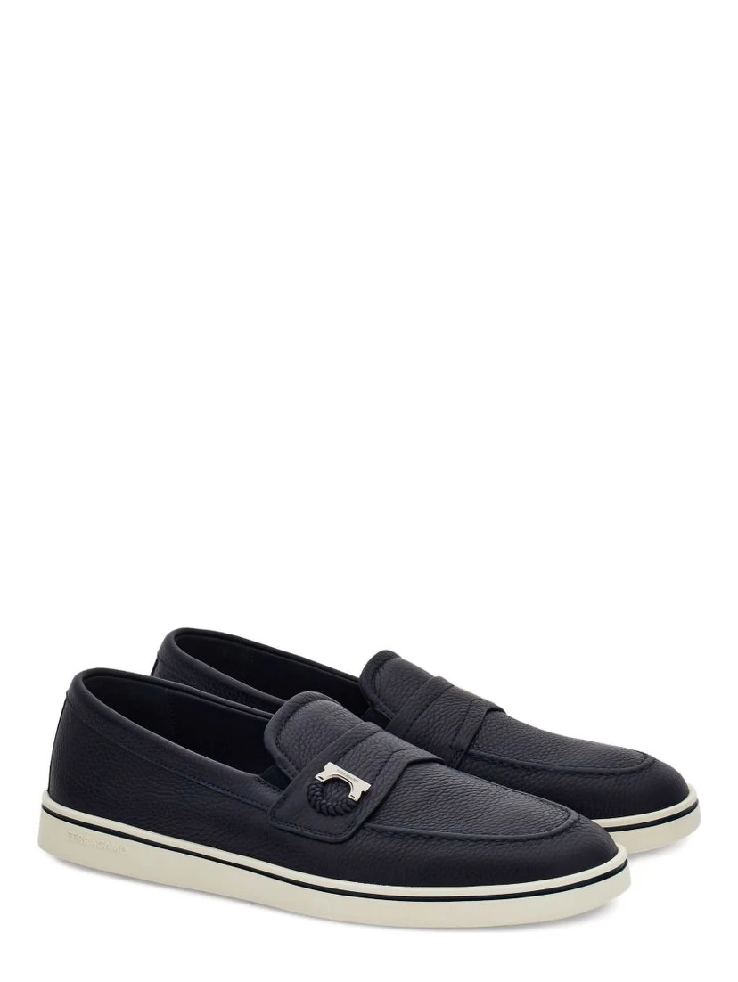 Ferragamo Flat shoes Blue