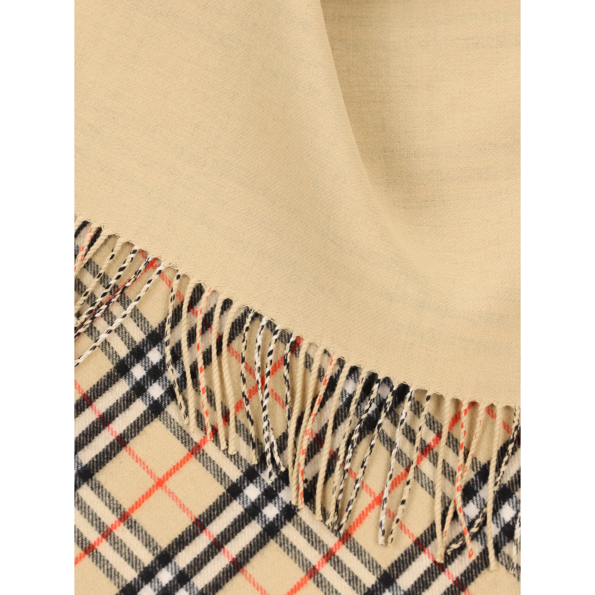 BURBERRY  Beige