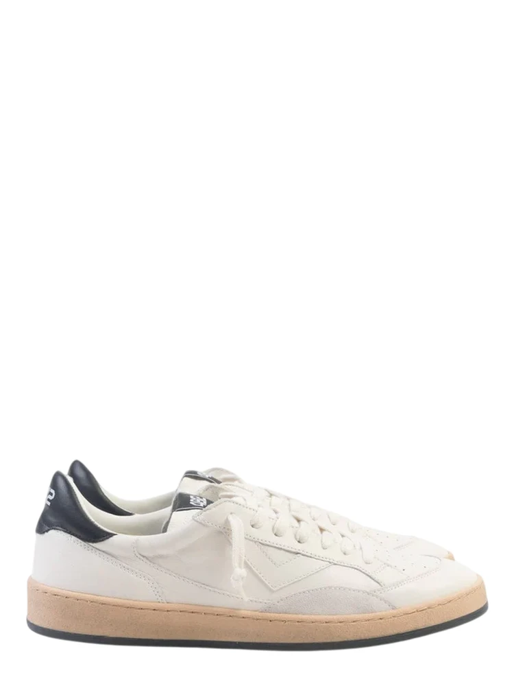 4B12 Sneakers White