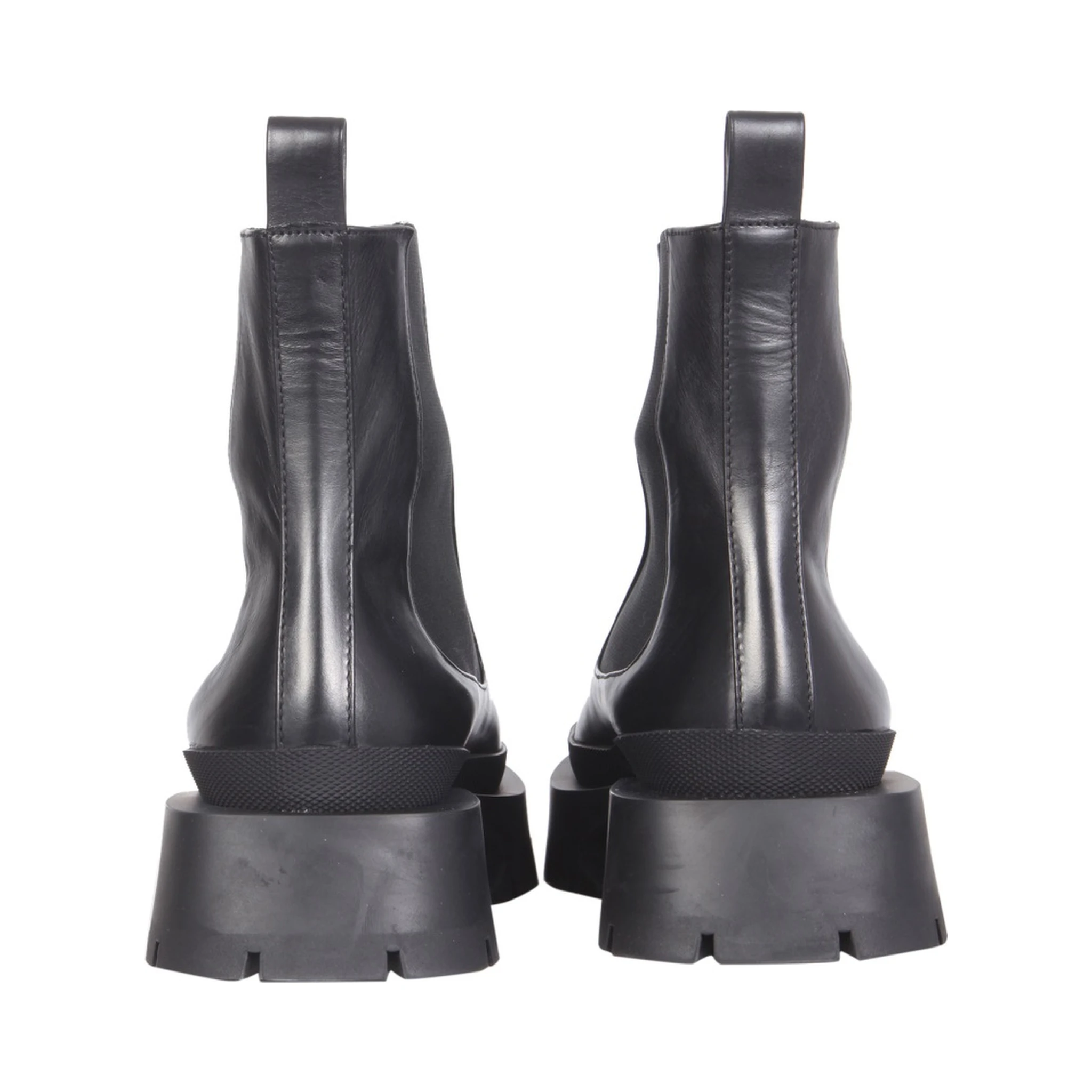 LEATHER BOOTS