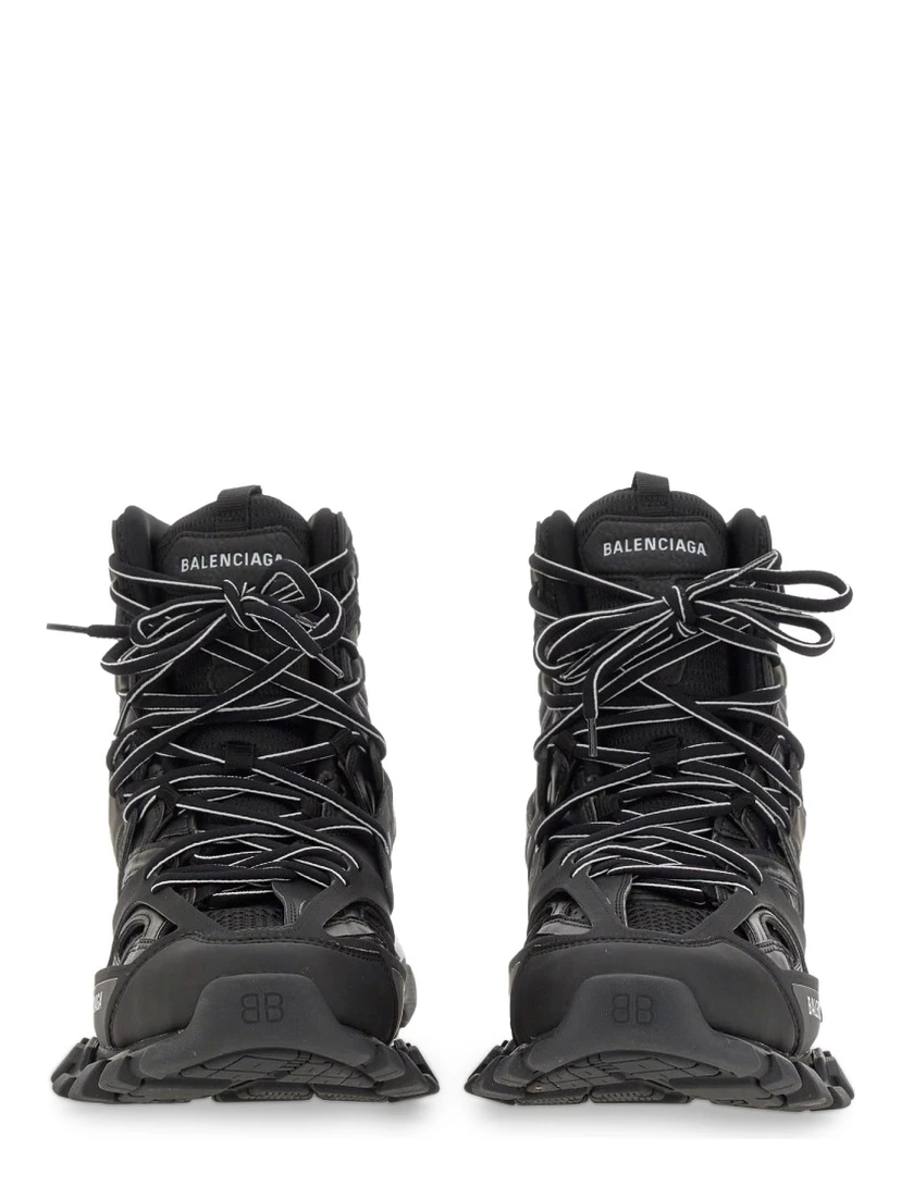 SNEAKER TRACK HIKE
