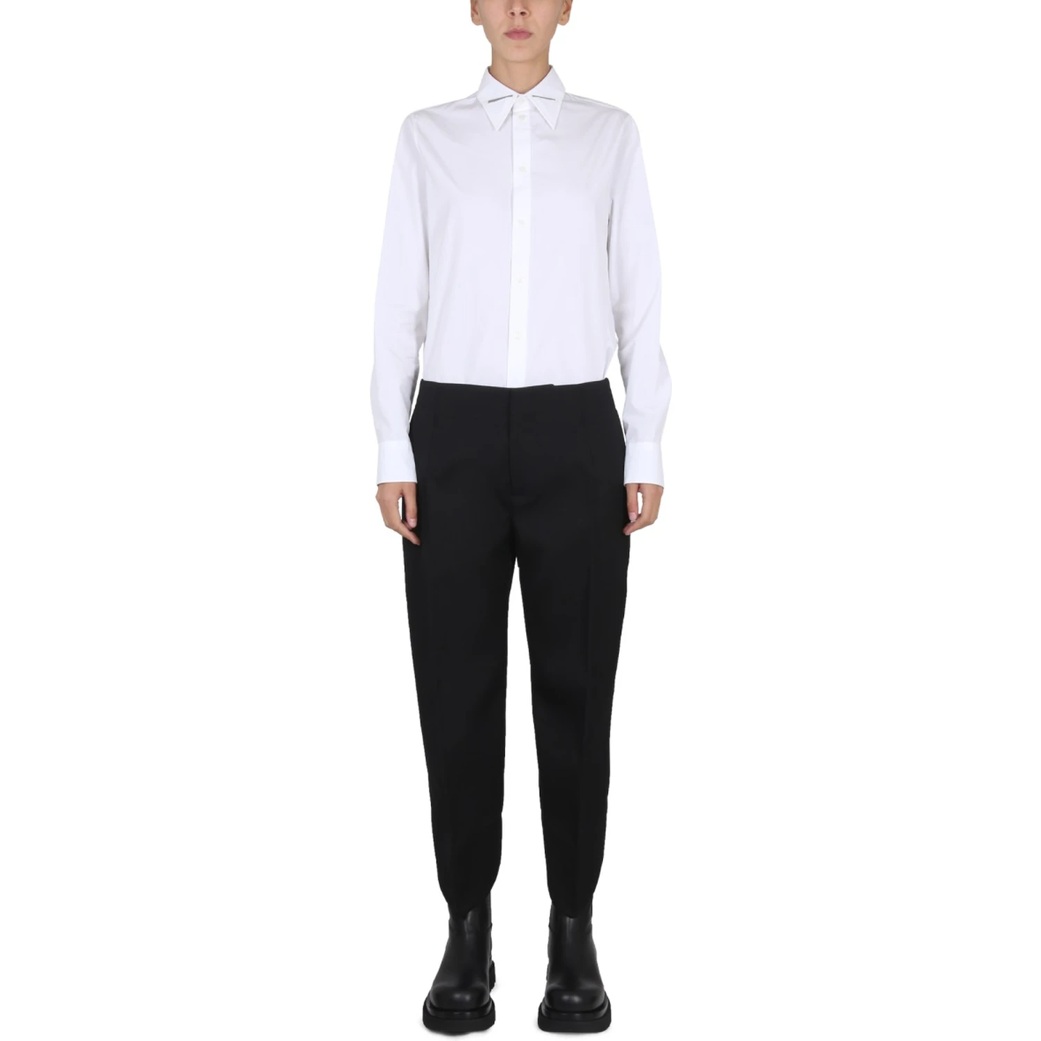 CAMICIA CON COLLETTO A PUNTA