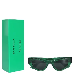 CAT-EYE SUNGLASSES