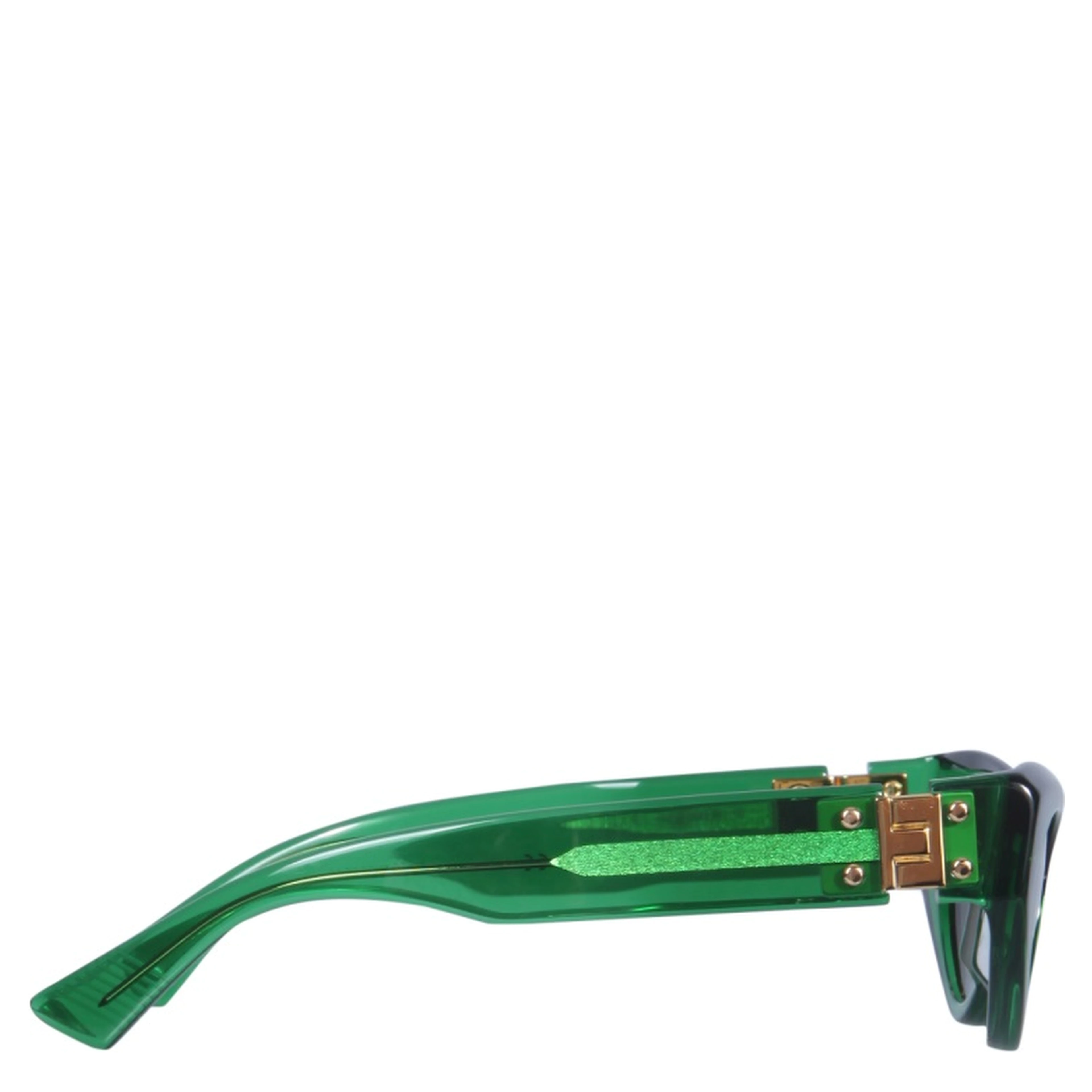 CAT-EYE SUNGLASSES