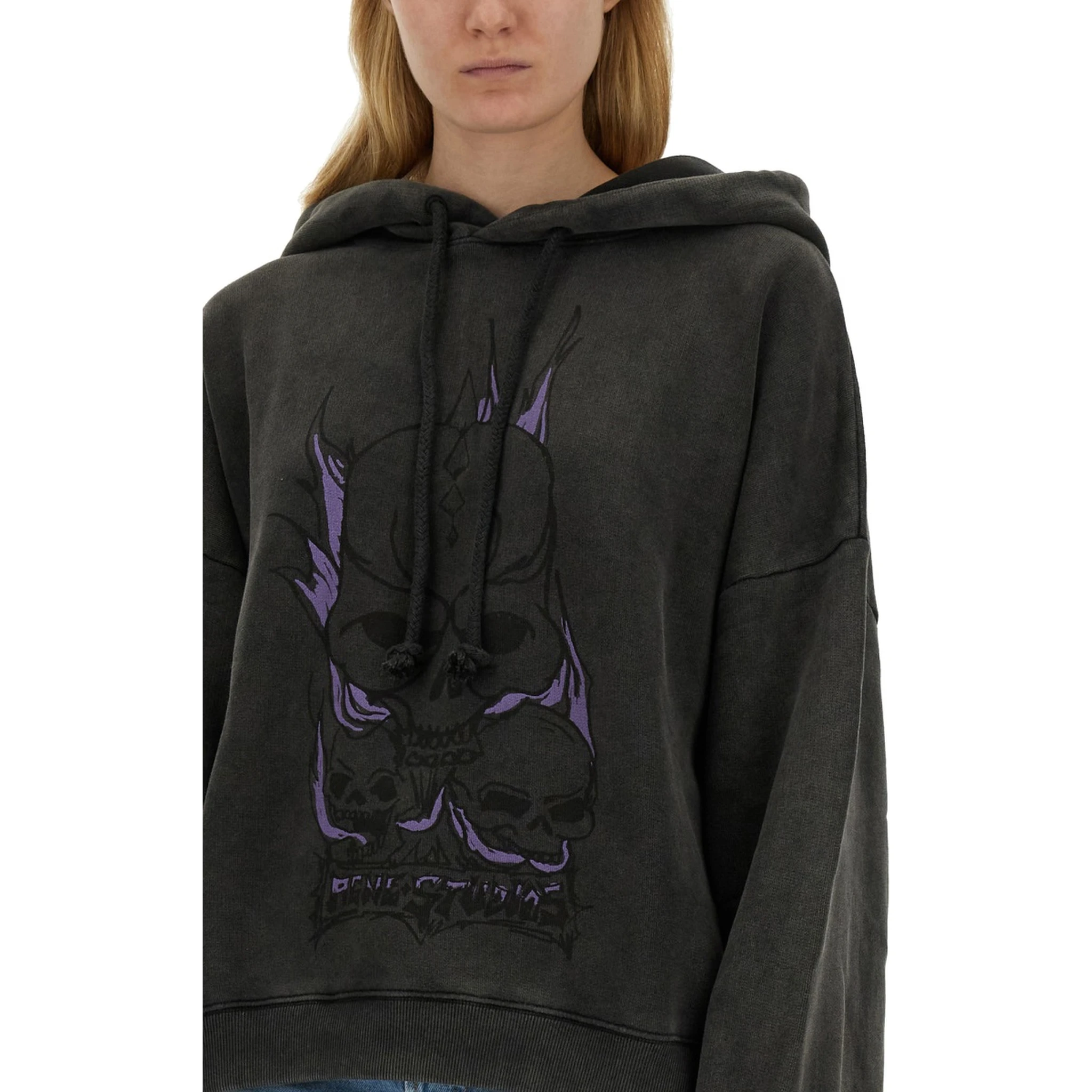 SKULL PRINT SWEATSHIRT