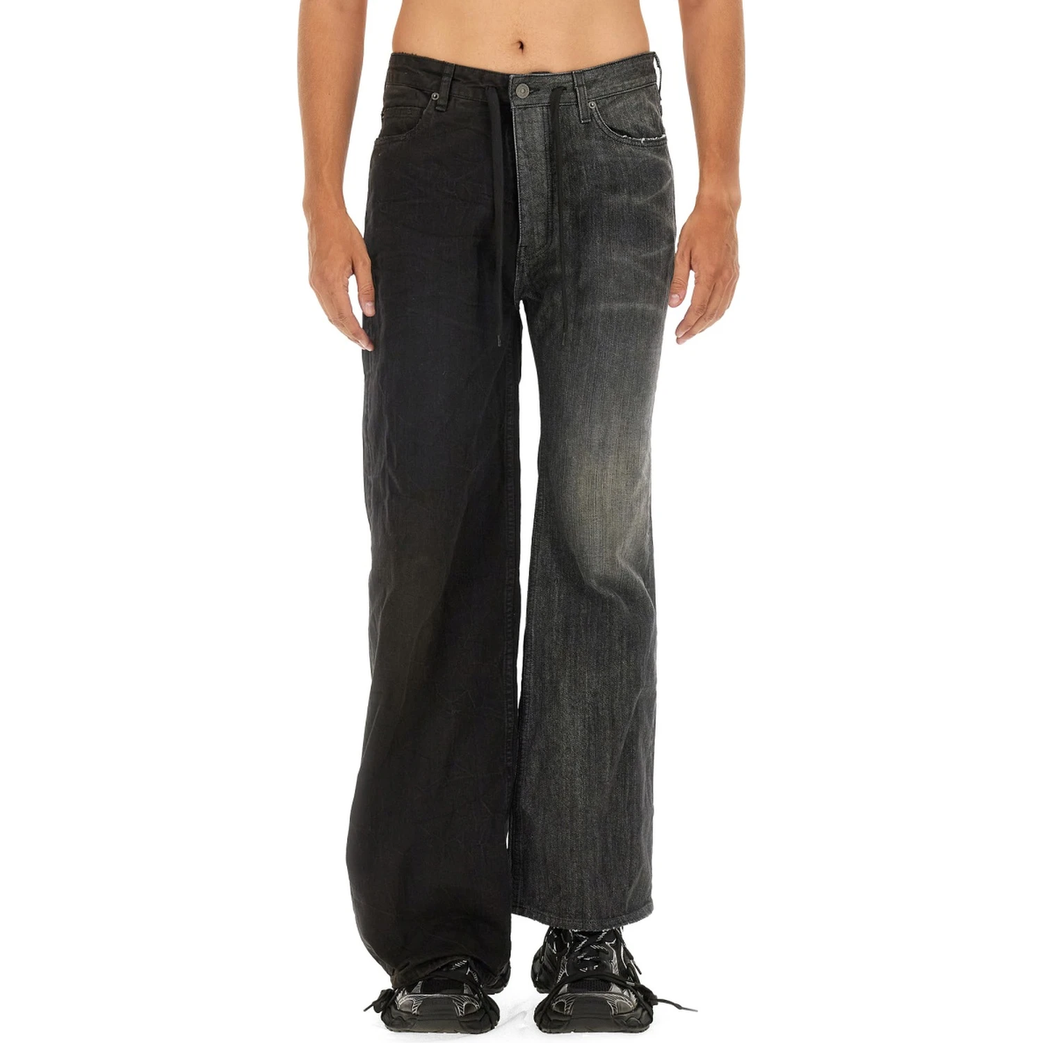 FIFTY-FIFTY JEANS