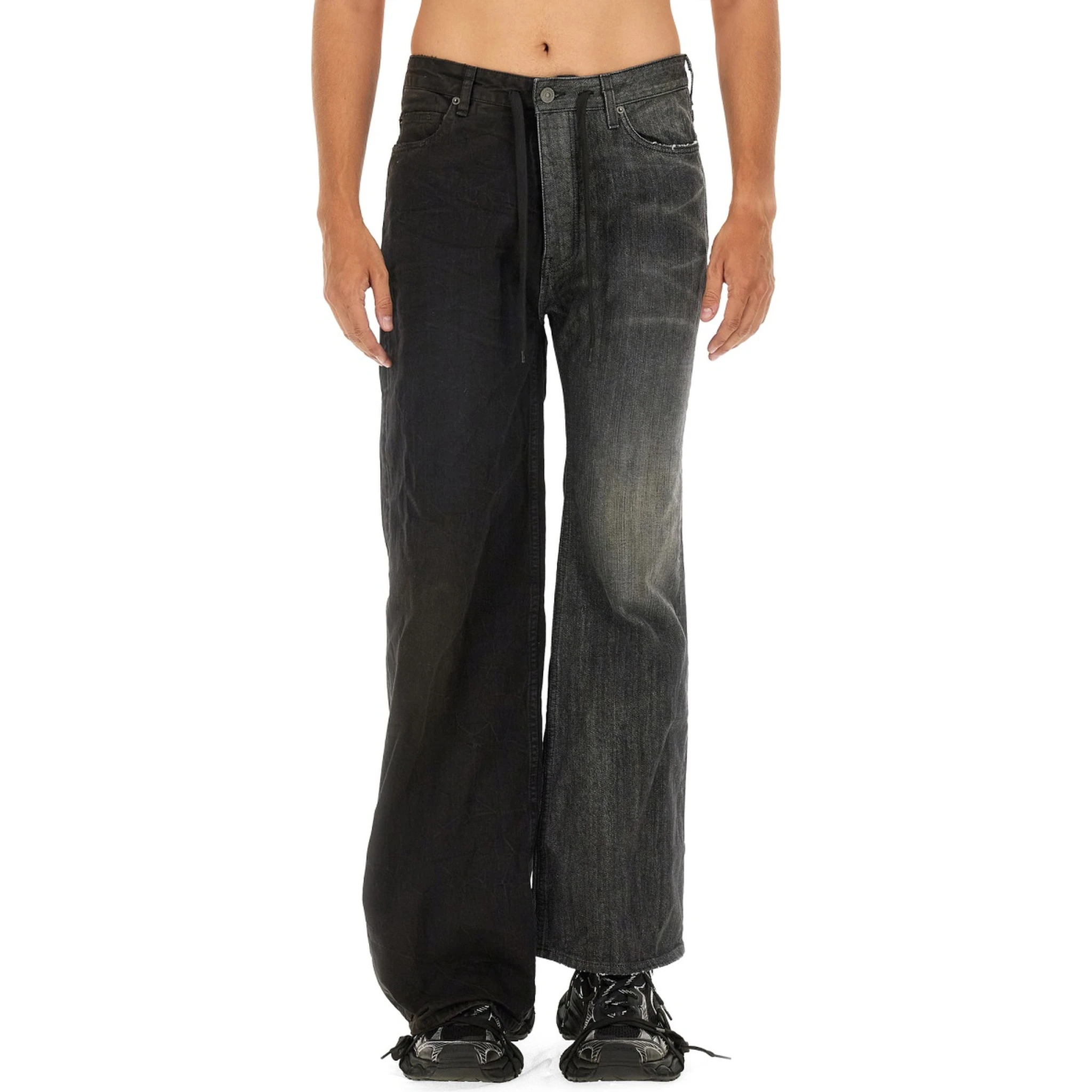 FIFTY-FIFTY JEANS