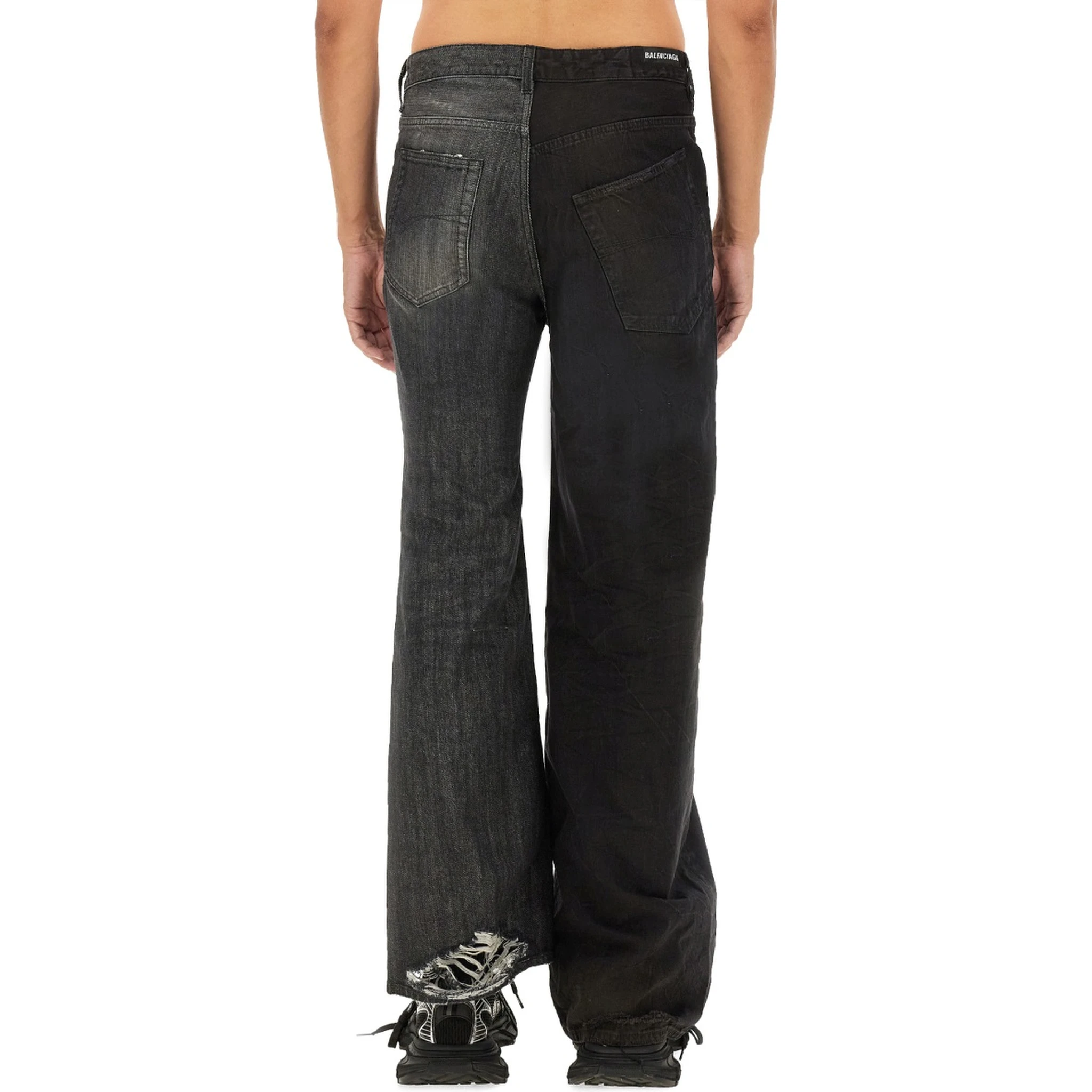 FIFTY-FIFTY JEANS